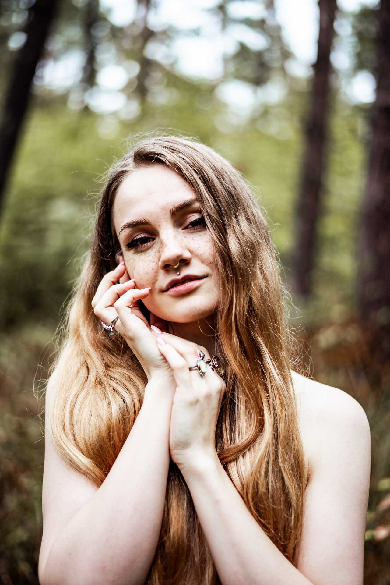 Emotionale Authentische Portraitfotografie im Herbst in Hessen Fotografin Nadine Grüßgen