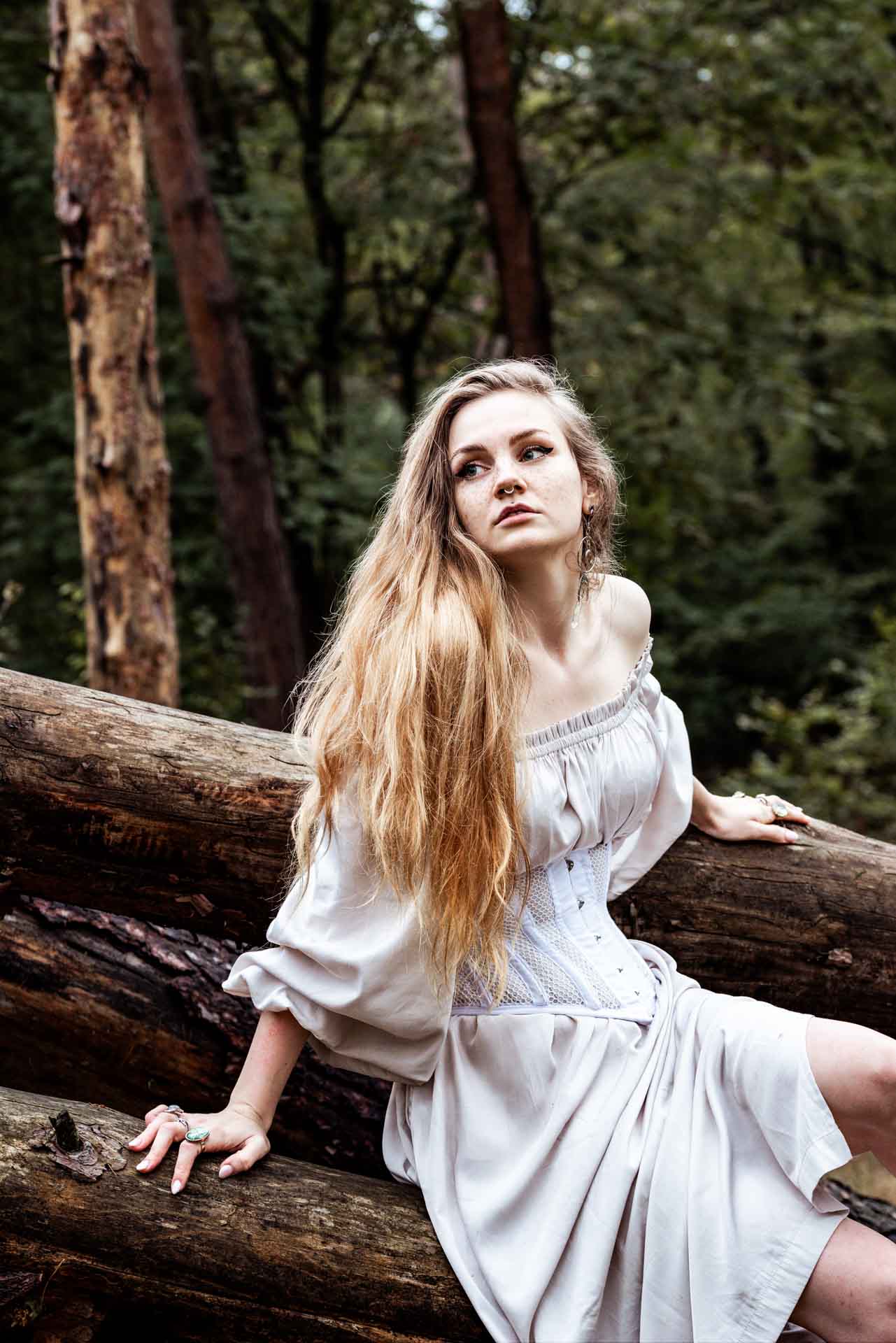 Wald Fotoshooting Hessen Frankfurt Mystisch